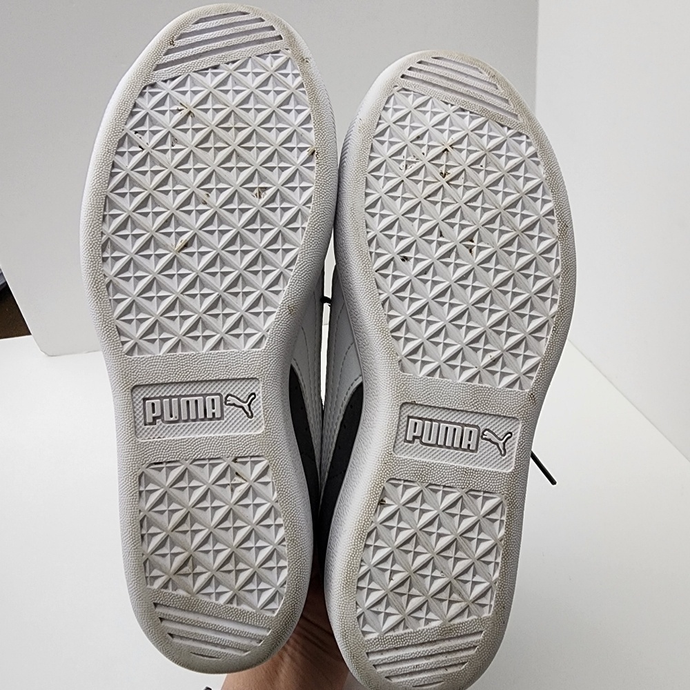 Puma Woman's Grey Suede Sneakers Size 6 - Picture 2 of 10